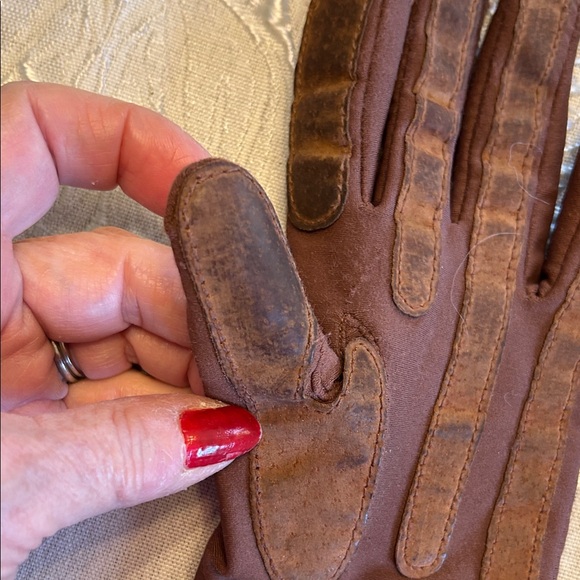 Isotoner Elegant Brown Women’s Gloves Nylon & Spandex; Soft Lining; Comfy & Warm - Picture 16 of 16
